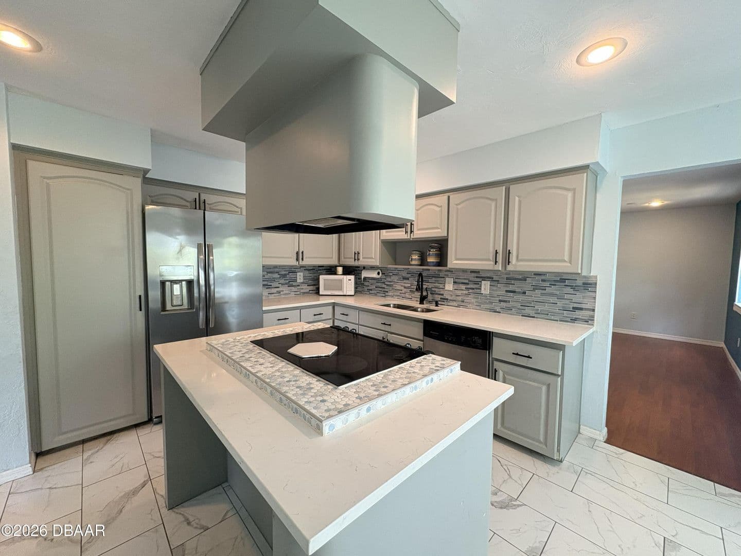 Daytona Beach House: 100 Kingbird Cir