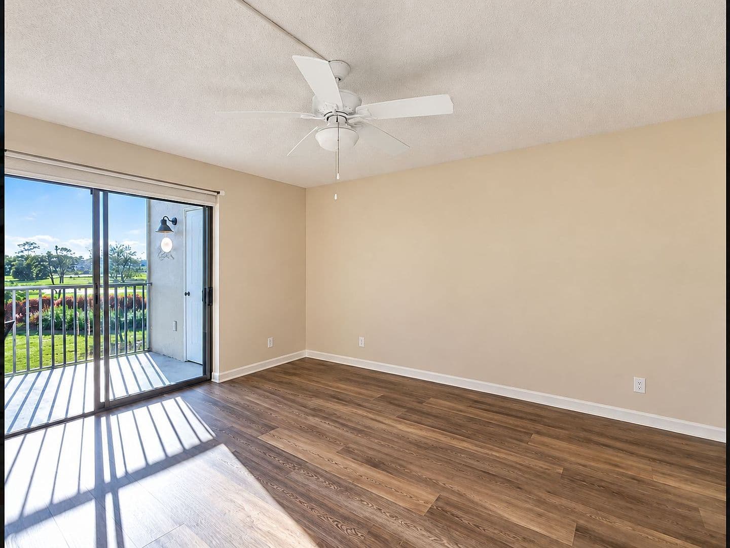 Fort Myers Condo: 1700 Pine Valley Dr Apt 205