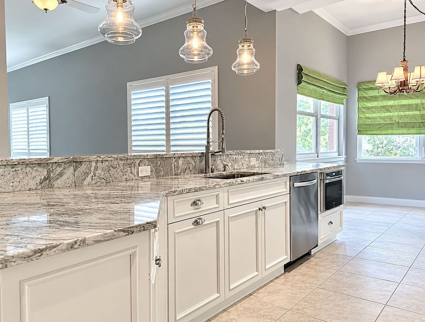Fort Myers Condo: 14815 Laguna Dr #103