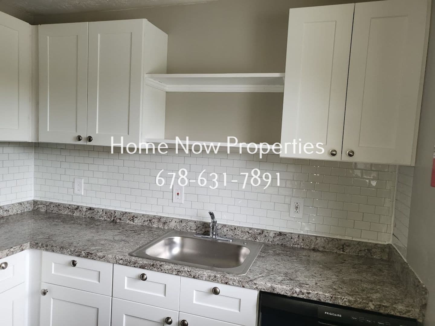 Forest Park Apartment: 417 Barton Drive