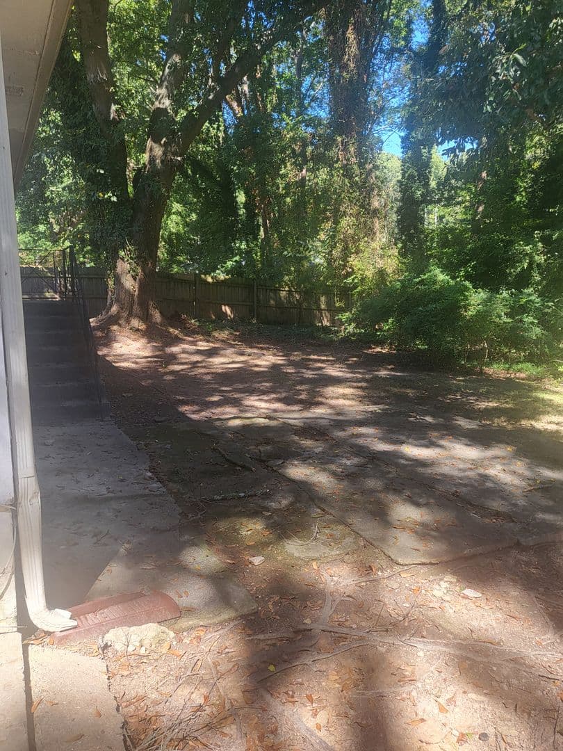 Atlanta House: 3853 Stone Road SW