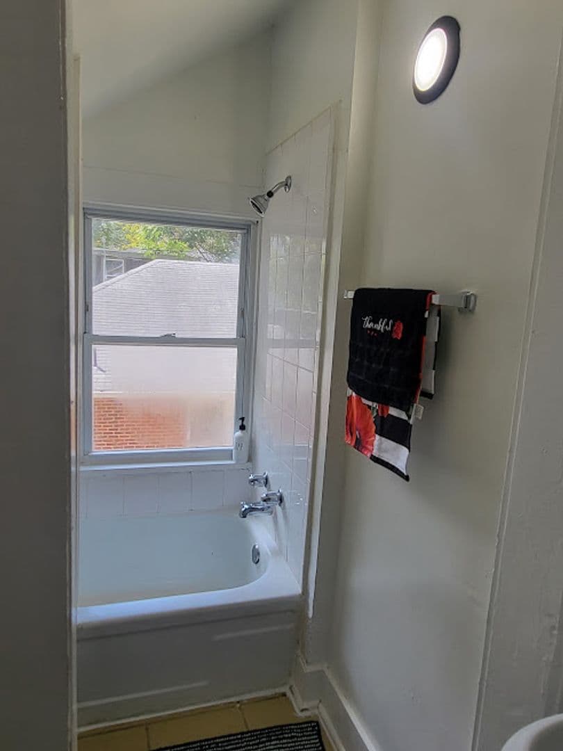 Atlanta Apartment: 980 Harte Drive SW
