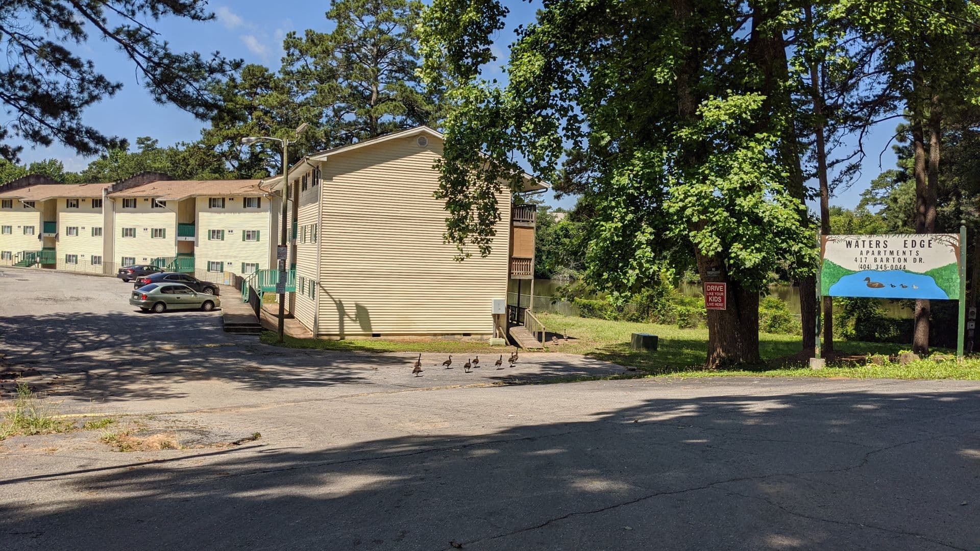 Forest Park Apartment: 417 Barton Drive