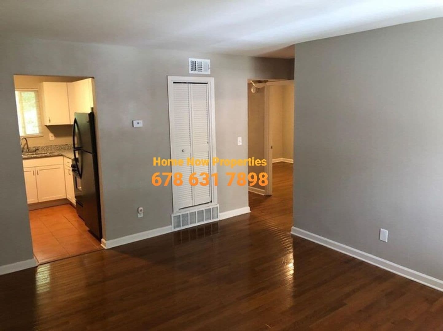 Clarkston Apartment: 982 Smith Street