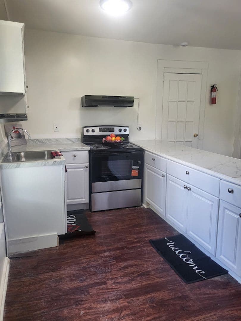 Atlanta Apartment: 980 Harte Drive SW