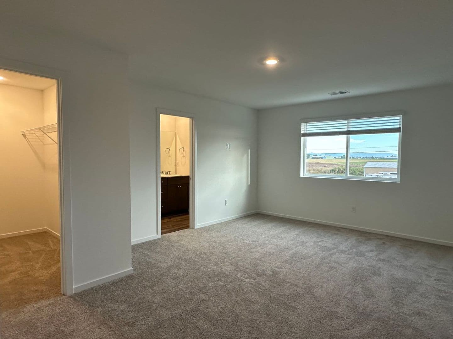 Albany House: 1240 Nolan Ave SE
