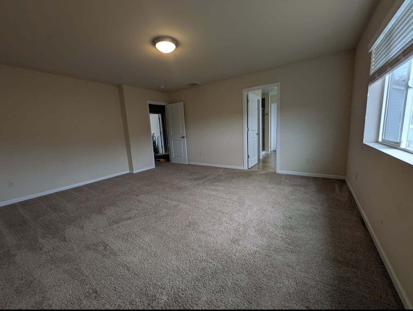 Albany House: 2641 Beehollow Lane NW