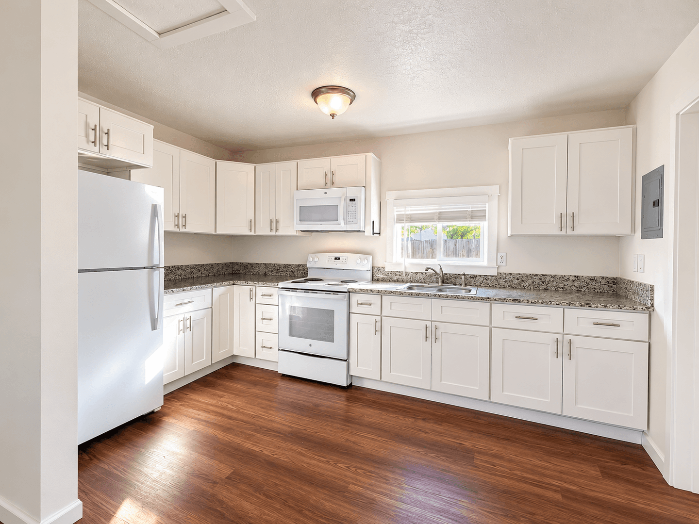Philomath House: 2136 Main St #B