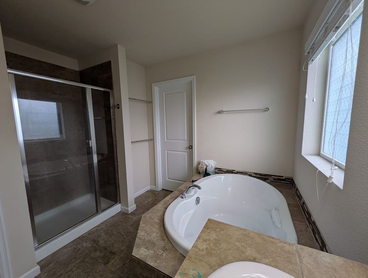 Albany House: 2641 Beehollow Lane NW