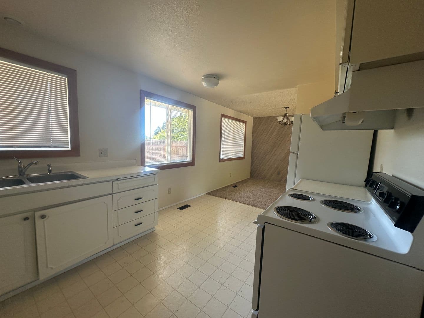 Corvallis House: 1115 NW 35th St