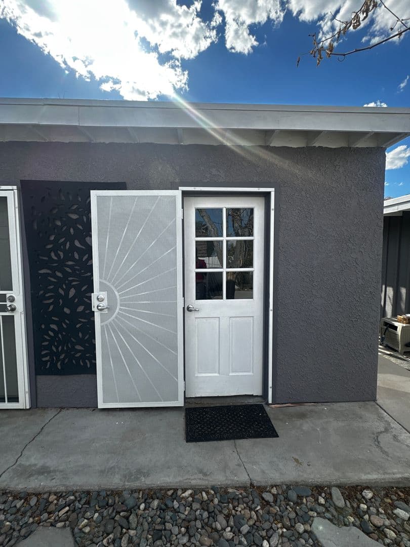 Las Vegas Apartment: 1016 Bracken Ave