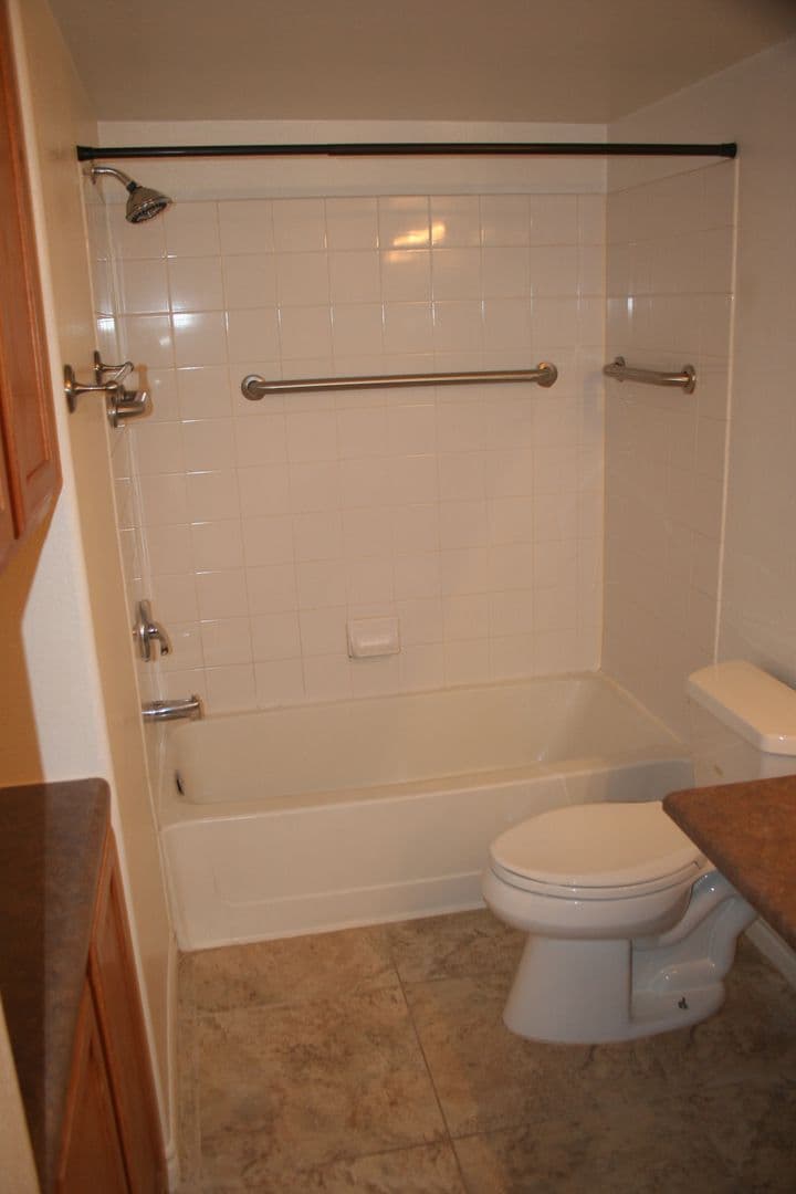 Las Vegas House: 7255 W Sunset Rd #1021