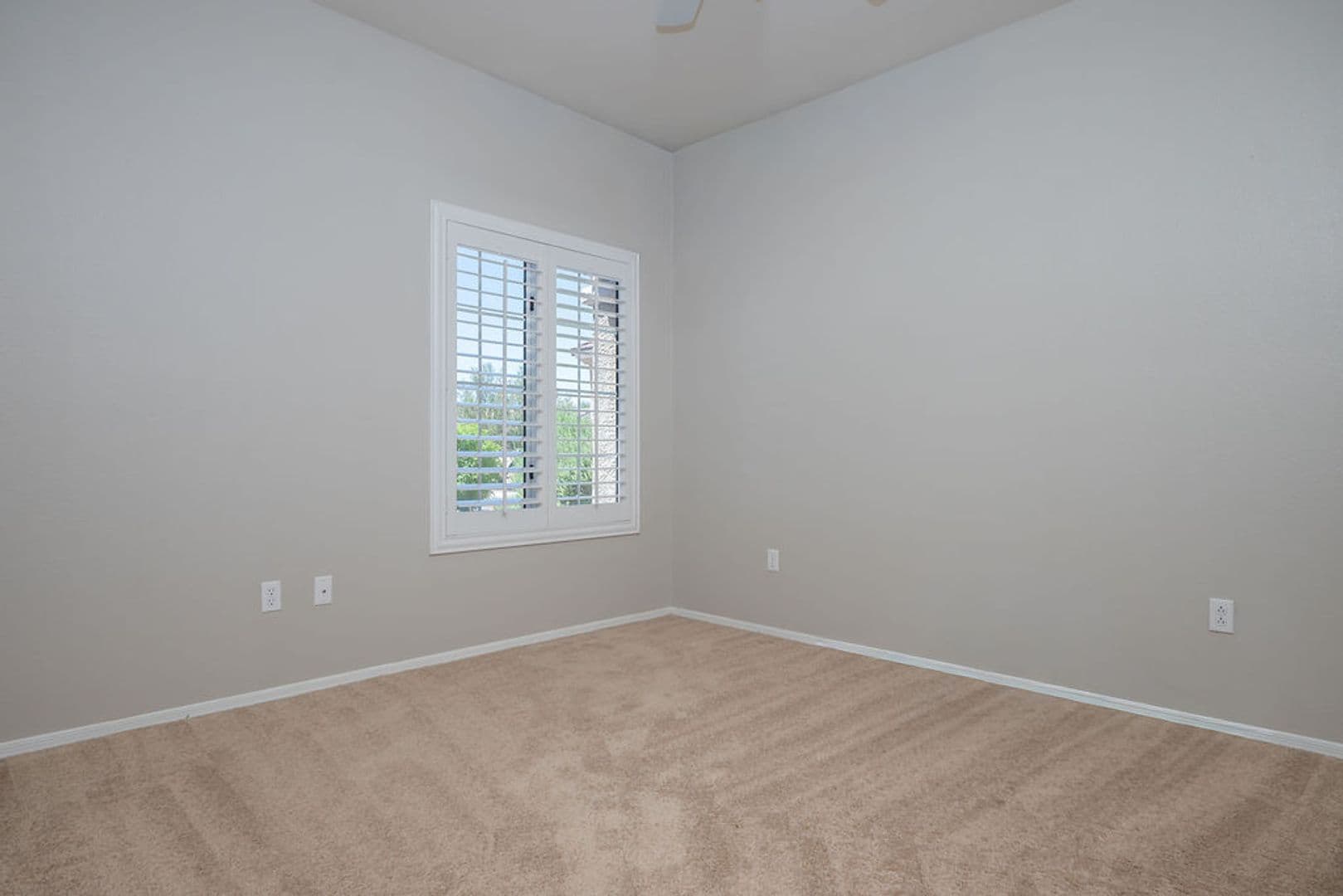 Henderson House: 2517 Springville Way