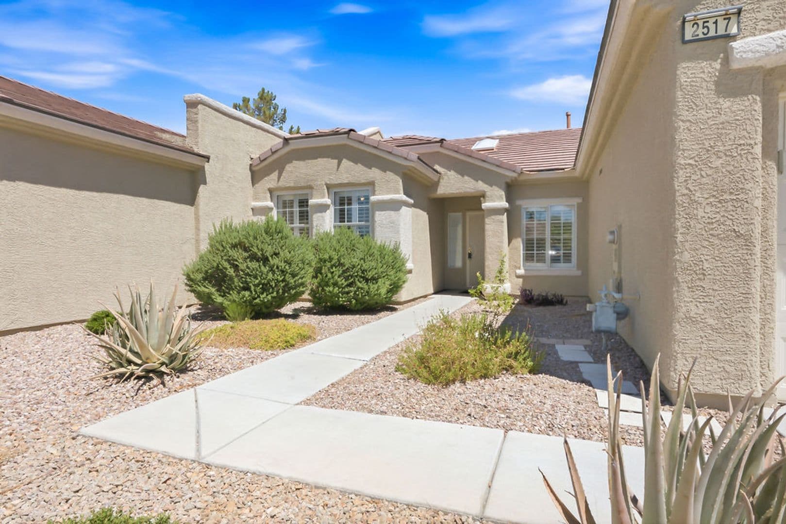 Henderson House: 2517 Springville Way
