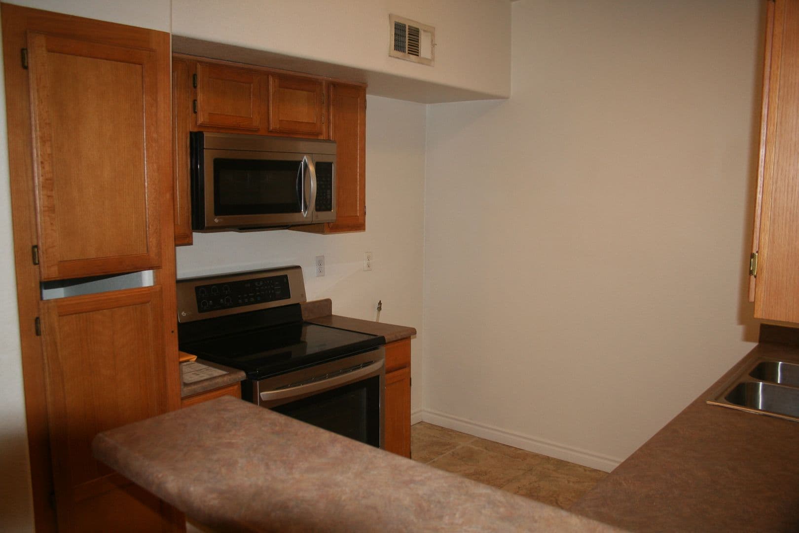 Las Vegas House: 7255 W Sunset Rd #1021