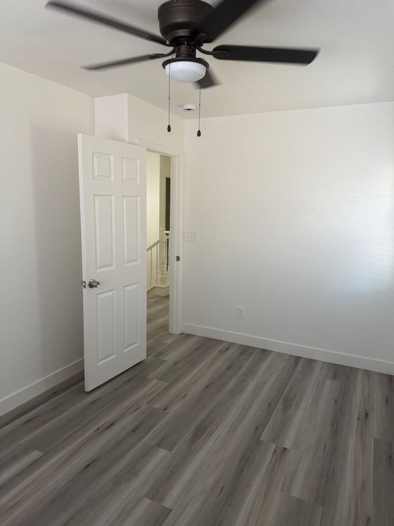 North Las Vegas House: 3413 Edinboro Ridge Ave