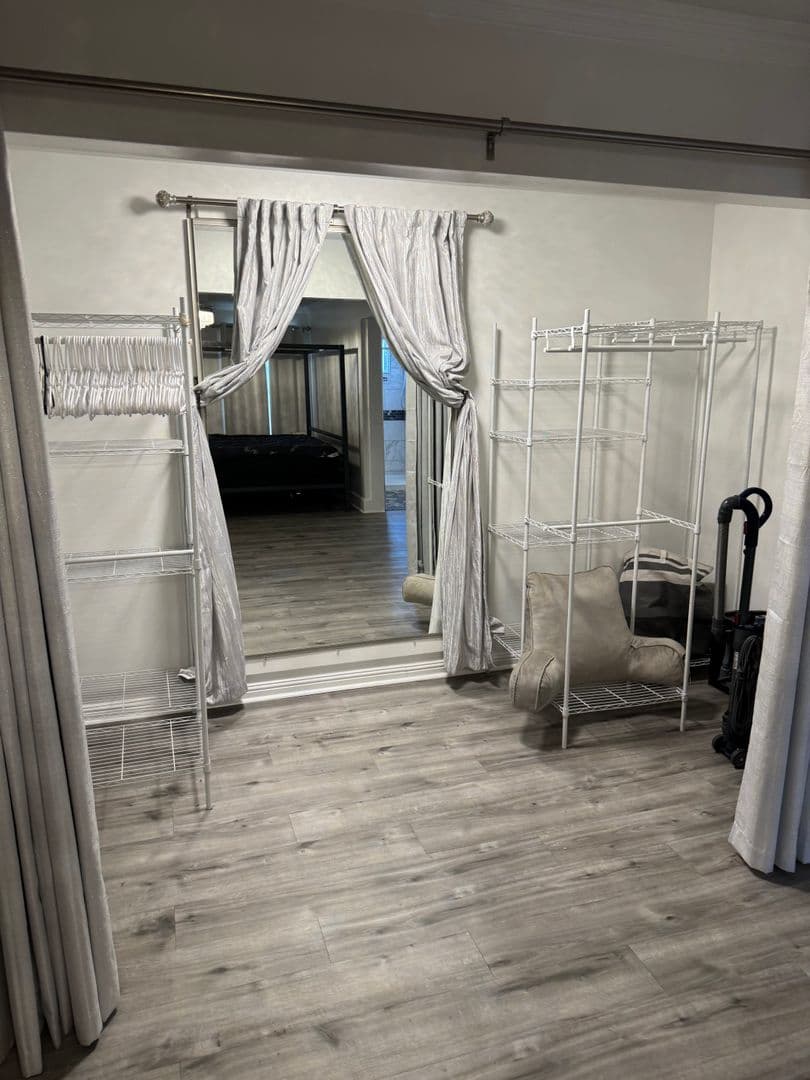 Las Vegas Apartment: 1016 Bracken Ave