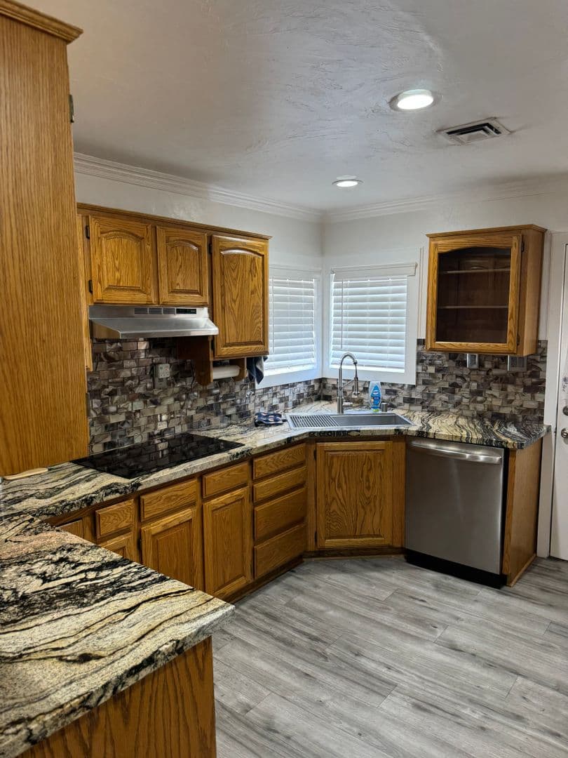 Las Vegas Apartment: 1016 Bracken Ave