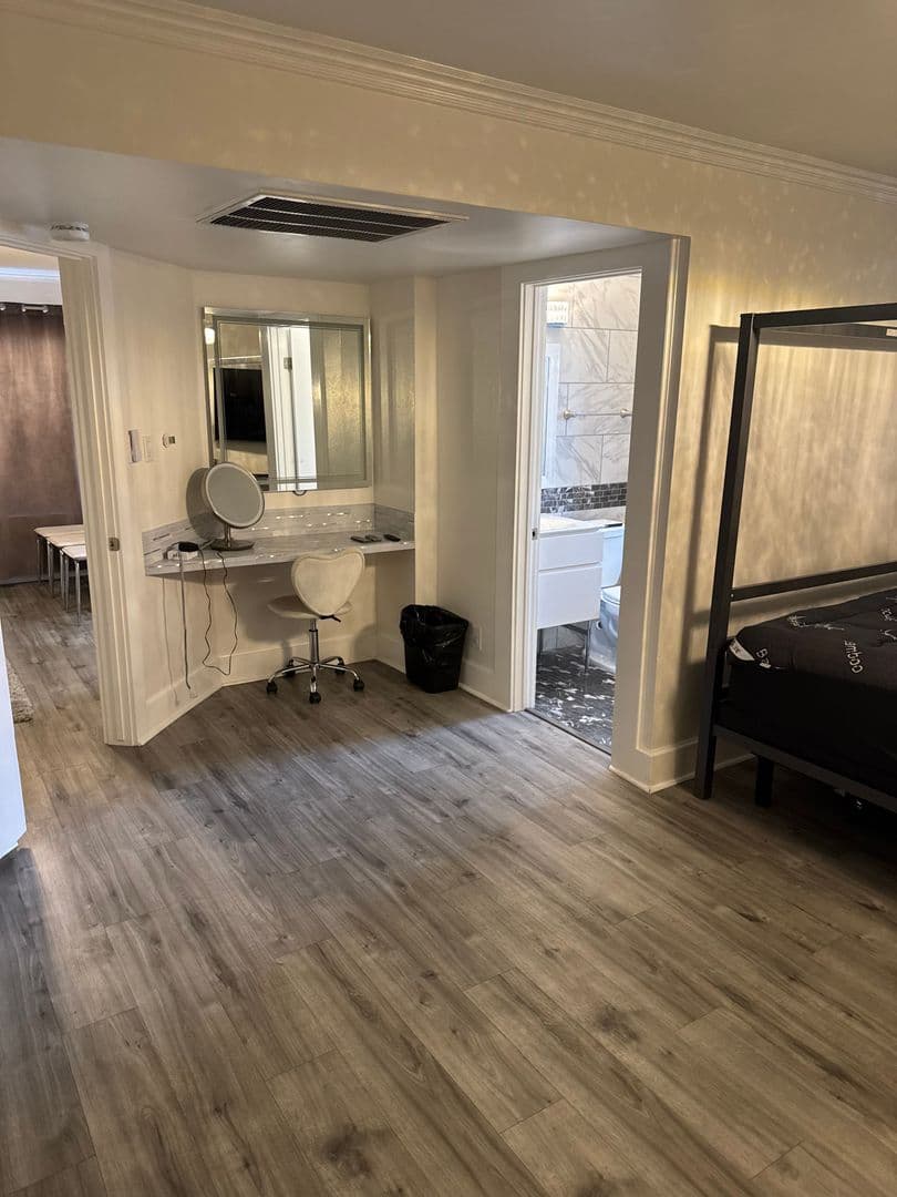 Las Vegas Apartment: 1016 Bracken Ave