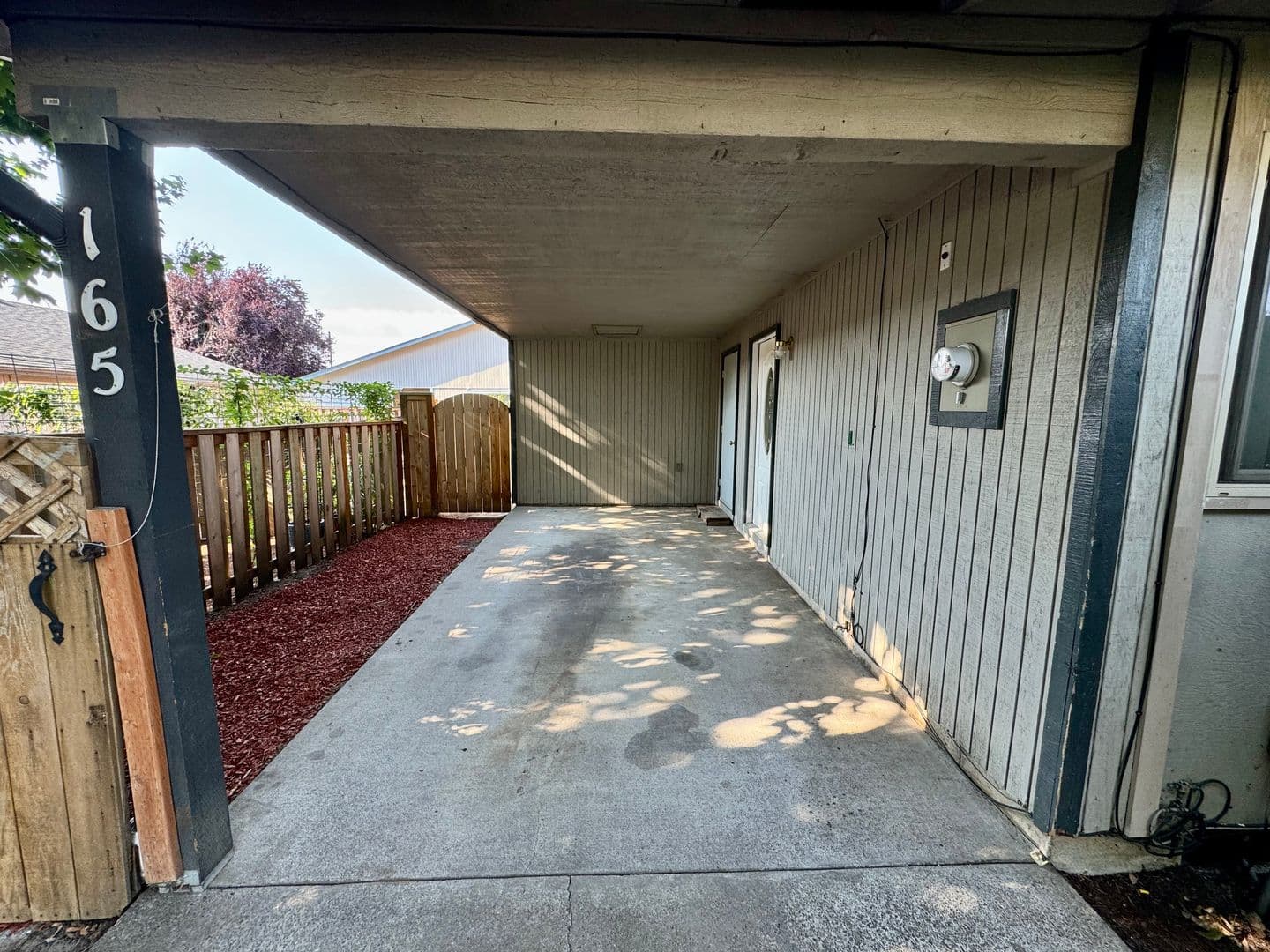 Corvallis House: 165 SW Wake Robin Avenue