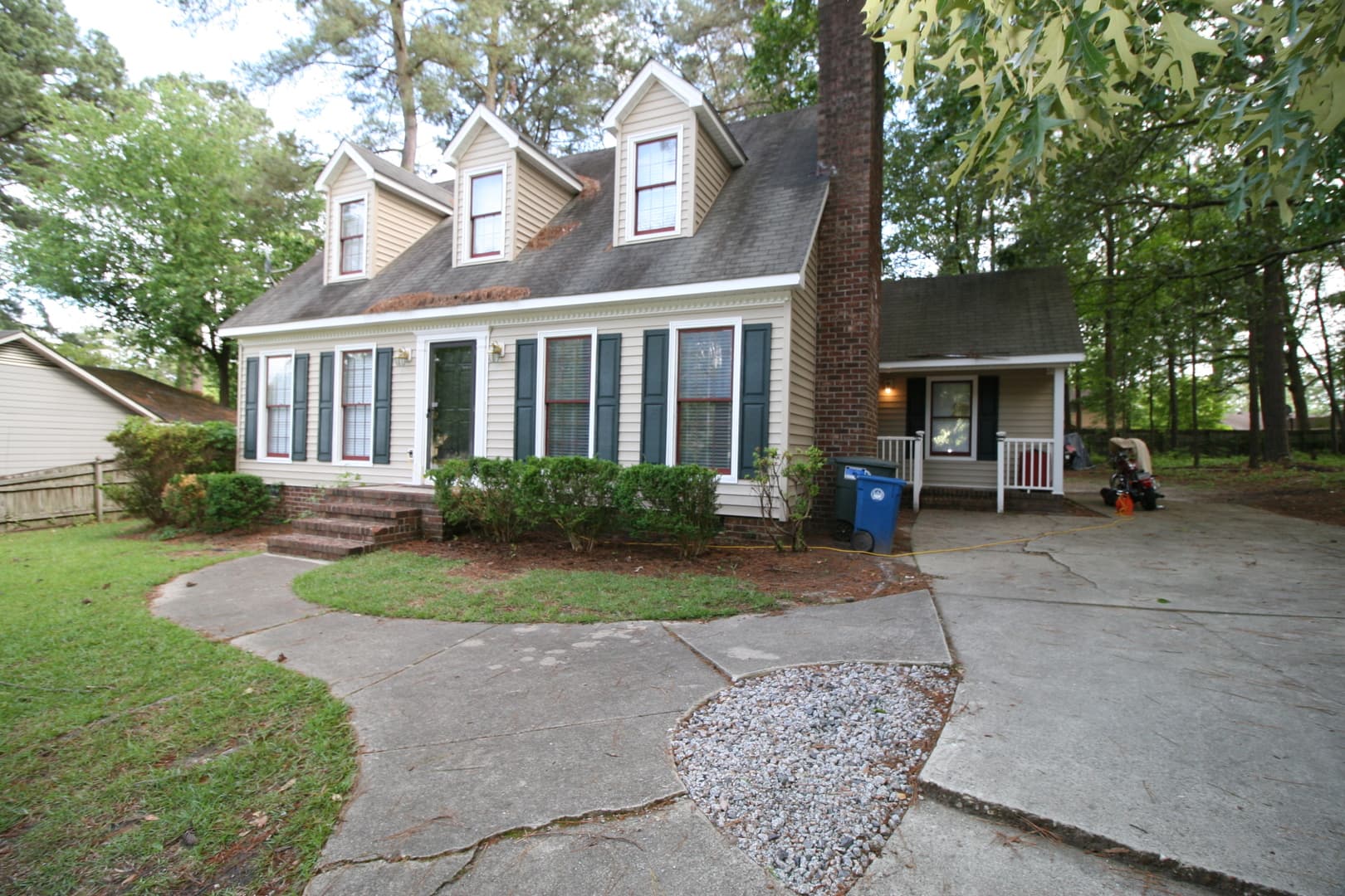 Fayetteville House: 5817 Badin Court