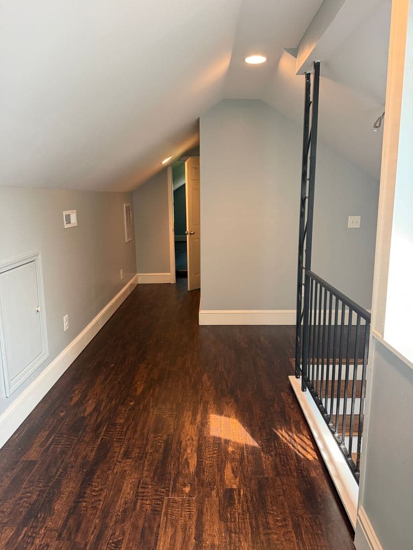 Fayetteville House: 2515 Fort Bragg Road