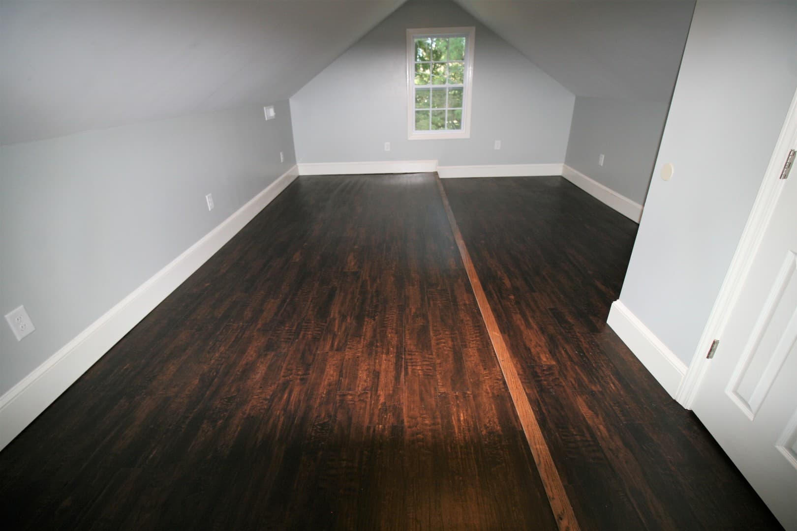 Fayetteville House: 2515 Fort Bragg Road