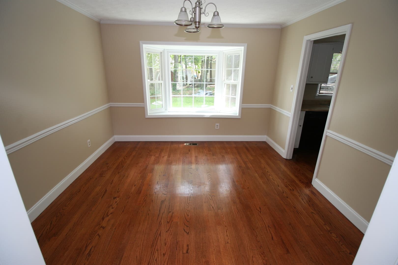 Fayetteville House: 5817 Badin Court