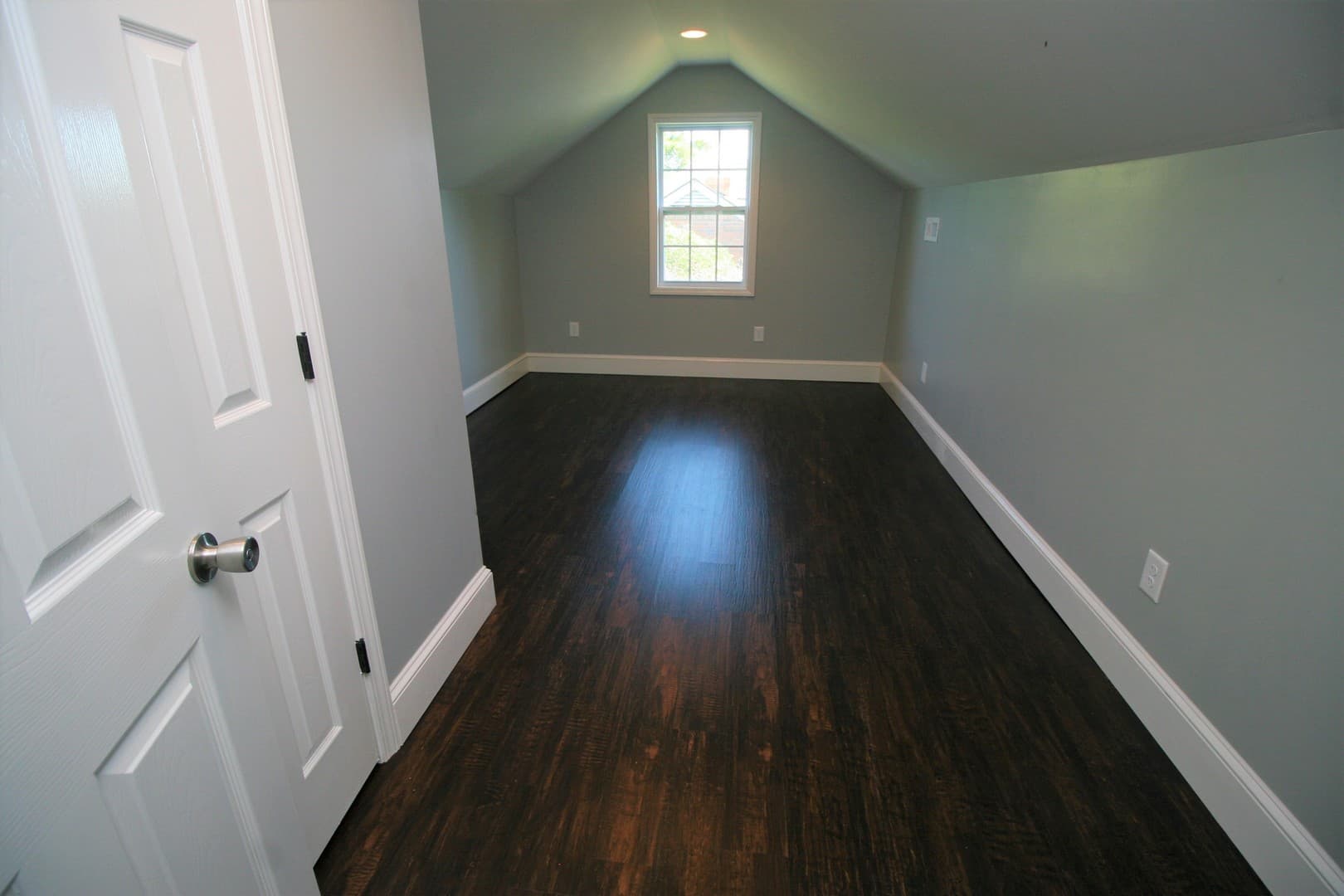 Fayetteville House: 2515 Fort Bragg Road