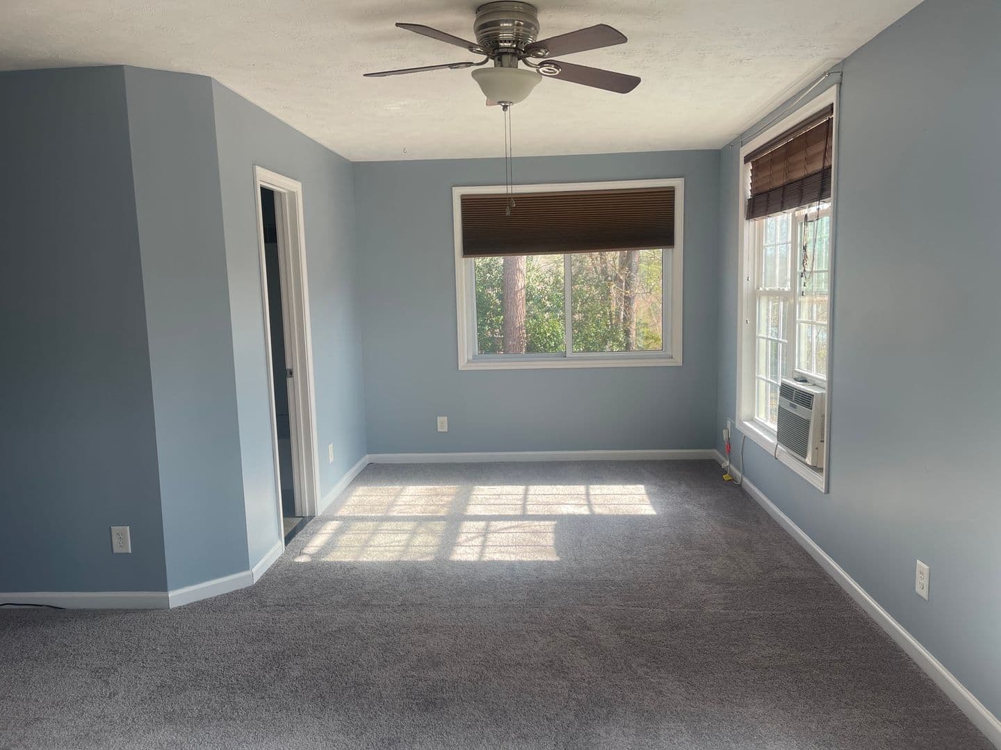 Fayetteville House: 246 Bayfield Loop