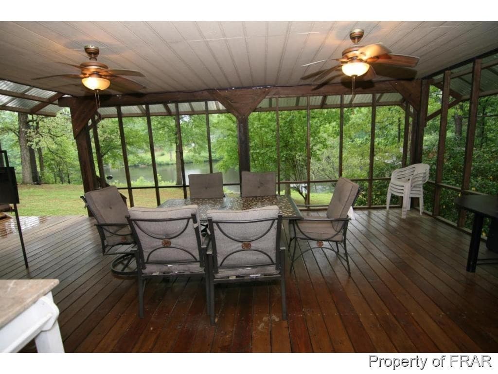Fayetteville House: 246 Bayfield Loop