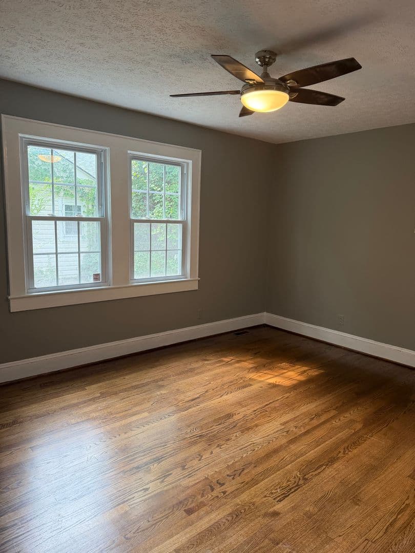 Fayetteville House: 2515 Fort Bragg Road