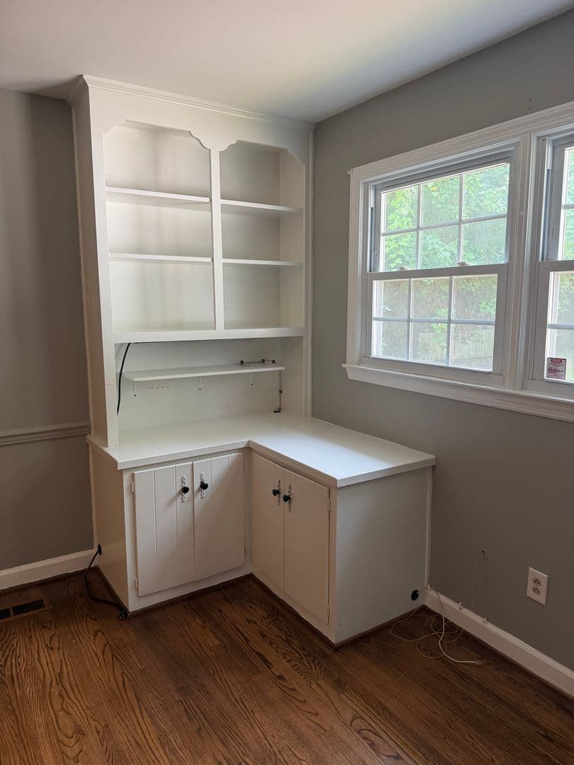 Fayetteville House: 2515 Fort Bragg Road