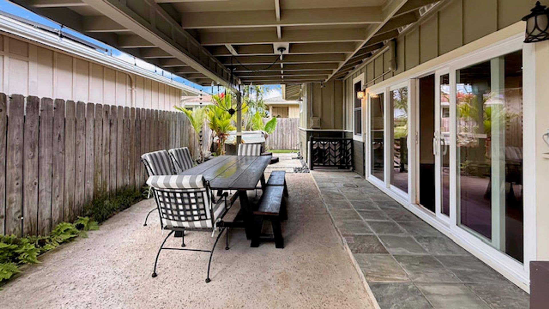 Kailua House: 606 Kawainui Street