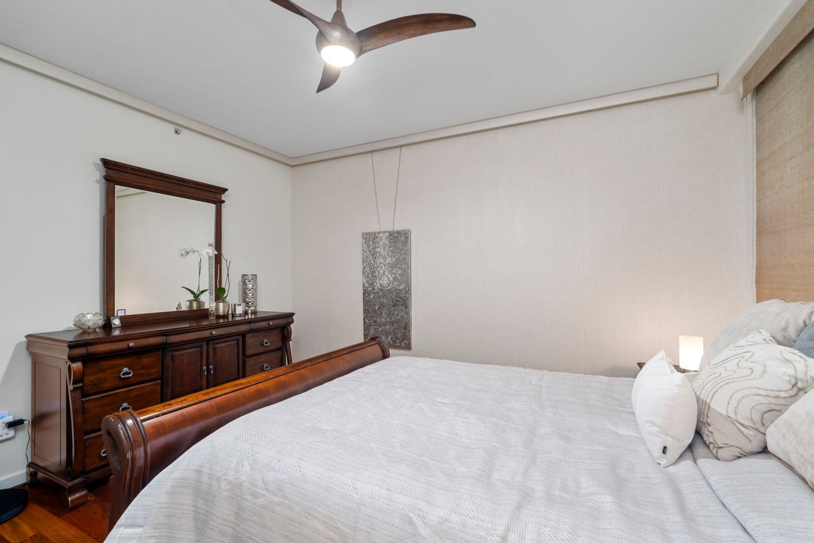 Honolulu Apartment: 343 Hobron Lane L103