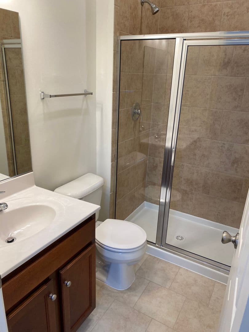Washington Apartment: 1601 6th St. NW