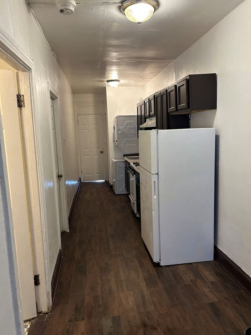 Washington Apartment: 1733 Minnesota Ave SE