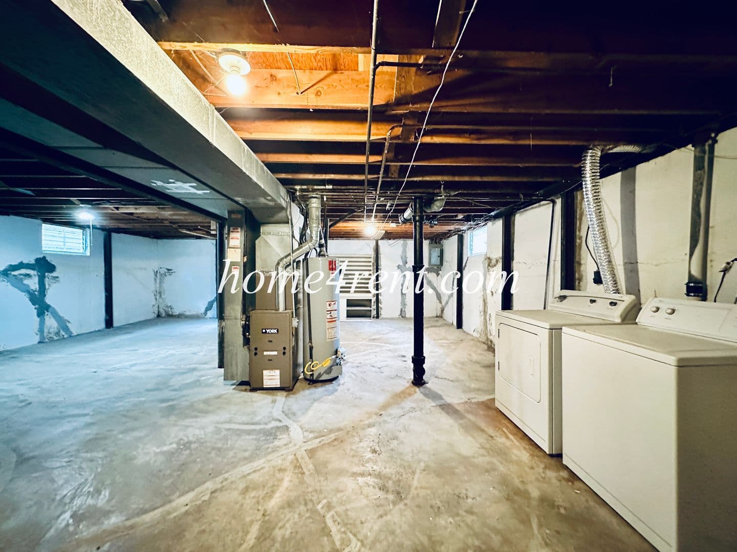 Kansas City House: 7831 Main St