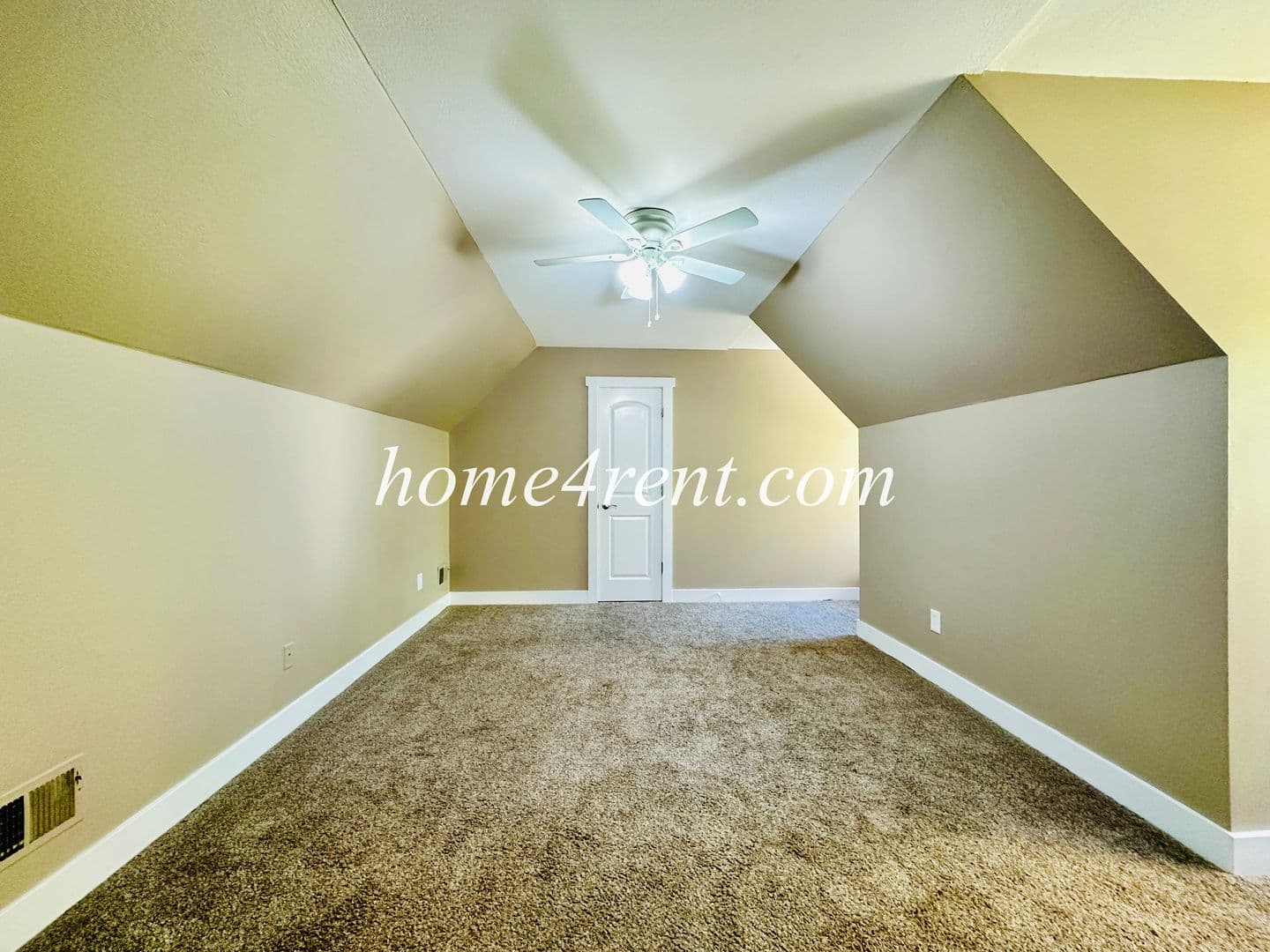 Lenexa House: 15125 W 84th St