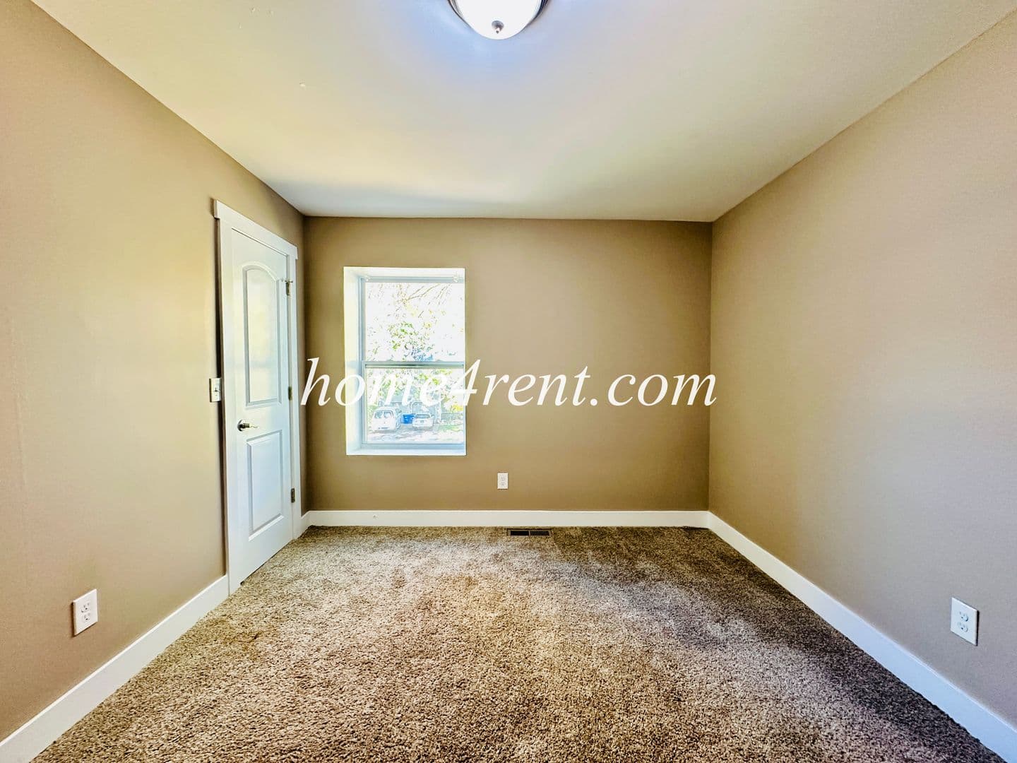 Lenexa House: 15125 W 84th St