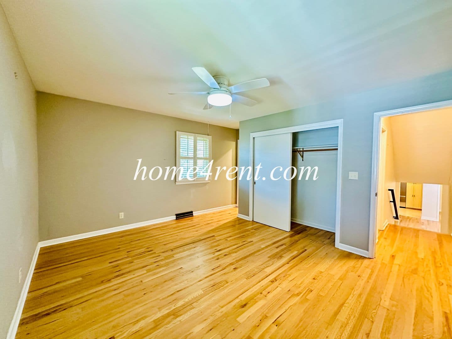 Kansas City House: 11131 Wornall Rd