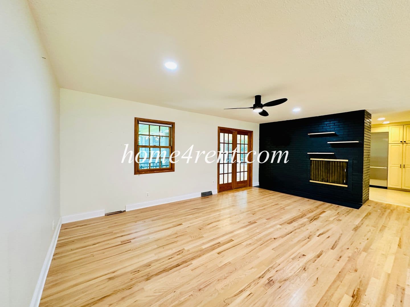 Kansas City House: 11131 Wornall Rd