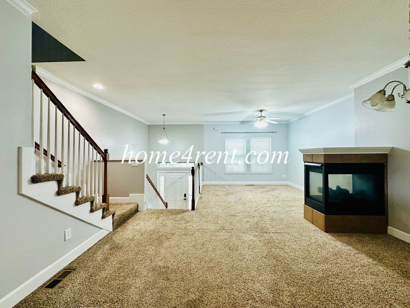 Olathe House: 11135 S Woodsonia Dr