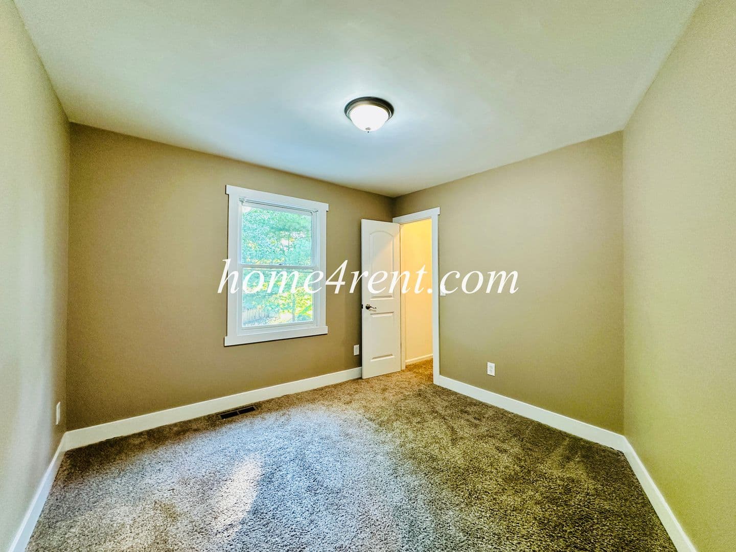 Lenexa House: 15125 W 84th St