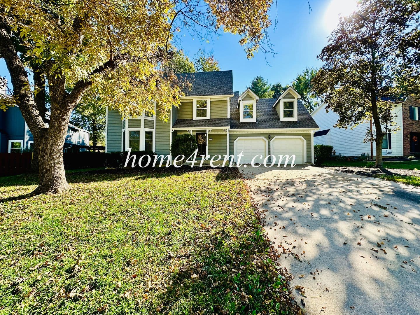 Lenexa House: 15125 W 84th St
