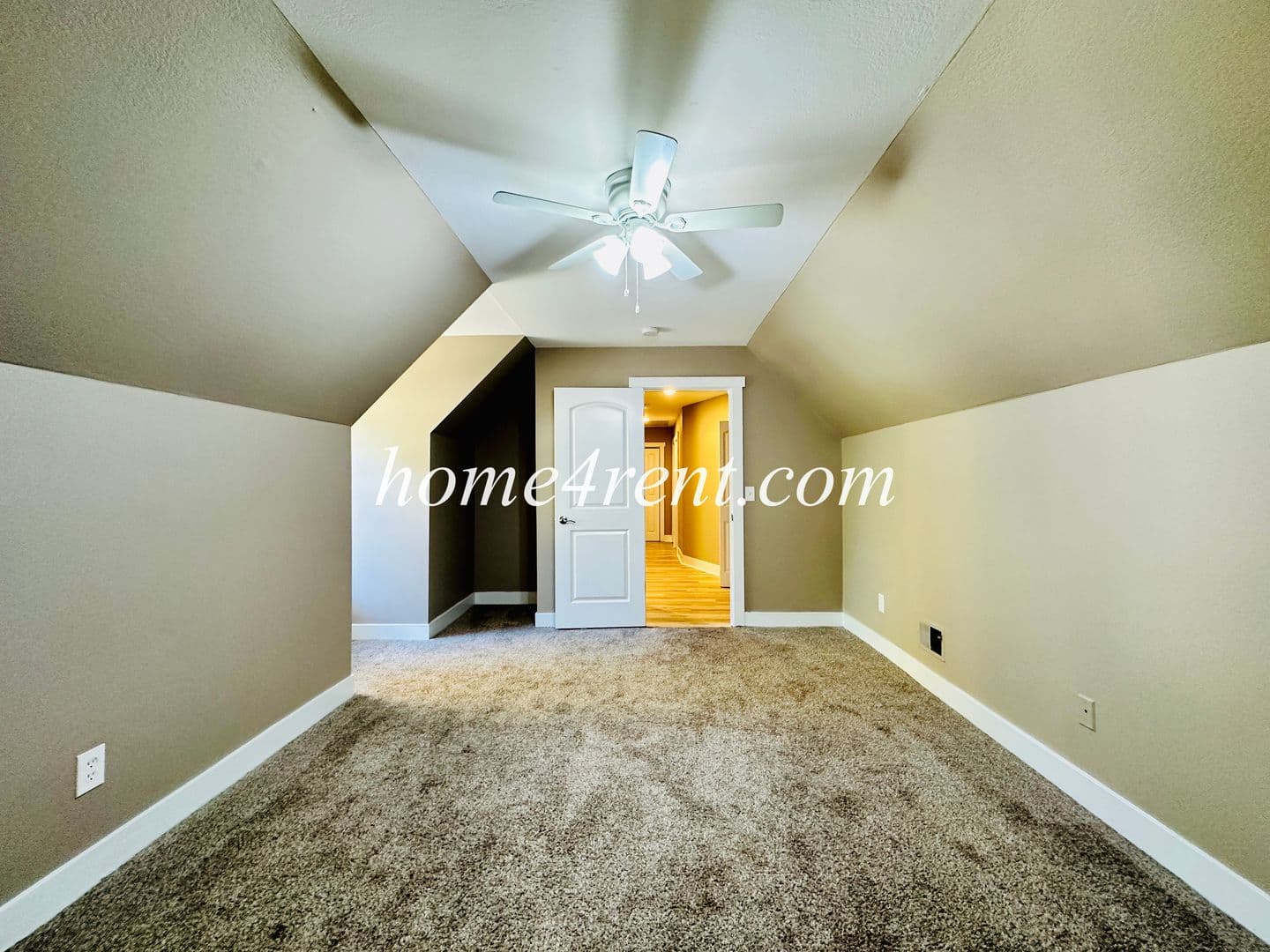 Lenexa House: 15125 W 84th St
