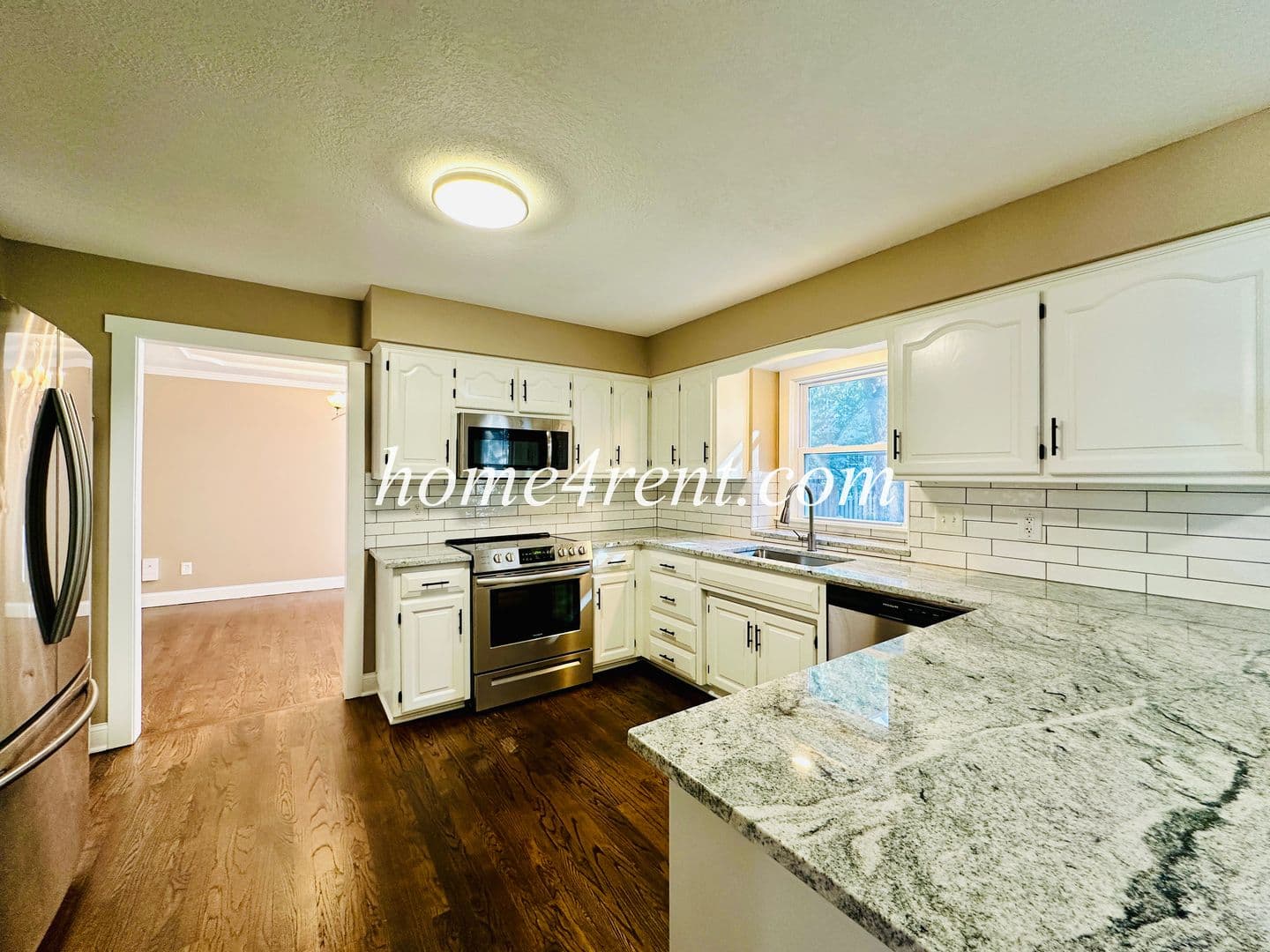 Lenexa House: 15125 W 84th St