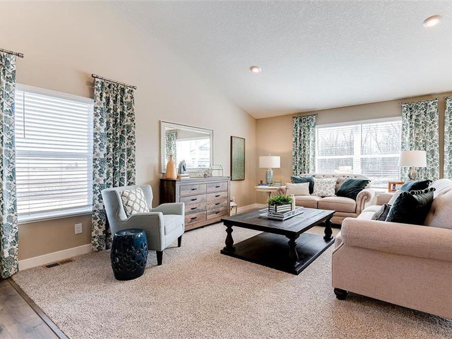Rosemount House: 1381 136th St W