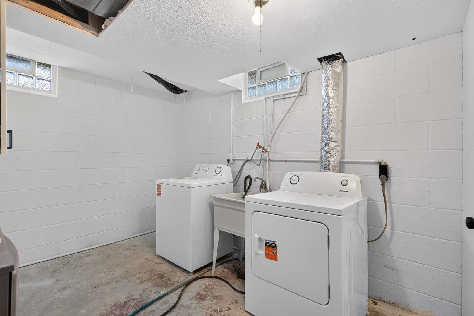 Inver Grove Heights House: 1875 46th St E