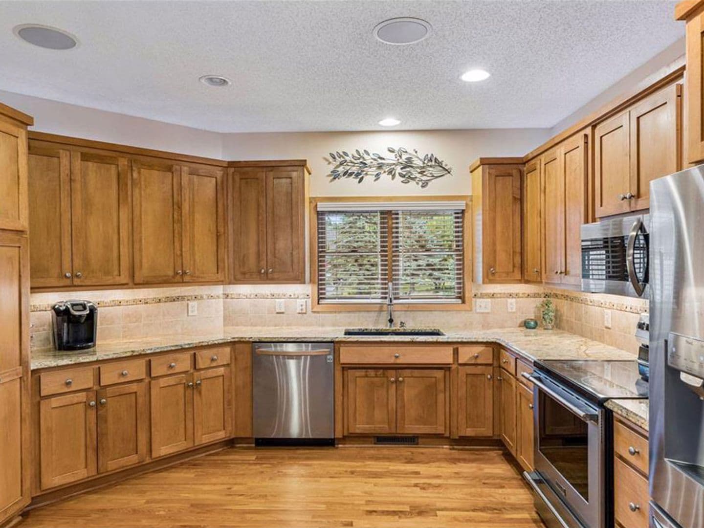 Oakdale Townhome: 1354 Holly Ave